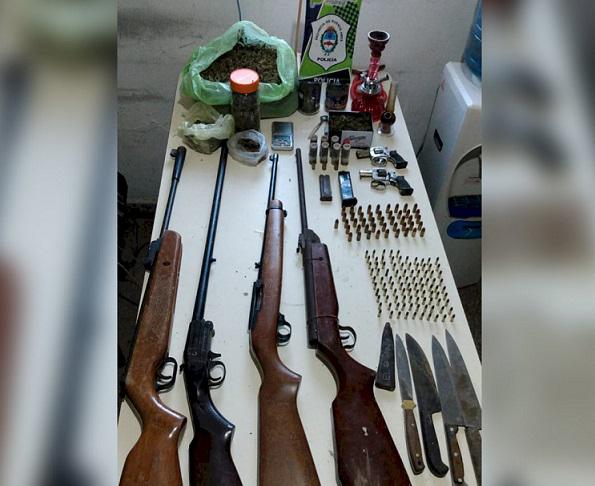 Armas