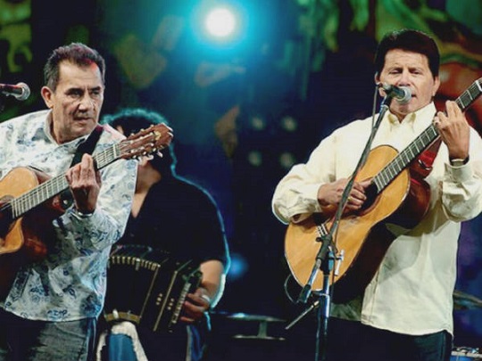 1_Web Cuti y Roberto Carabajal