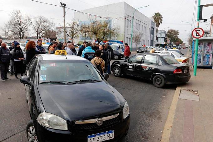 Taxi